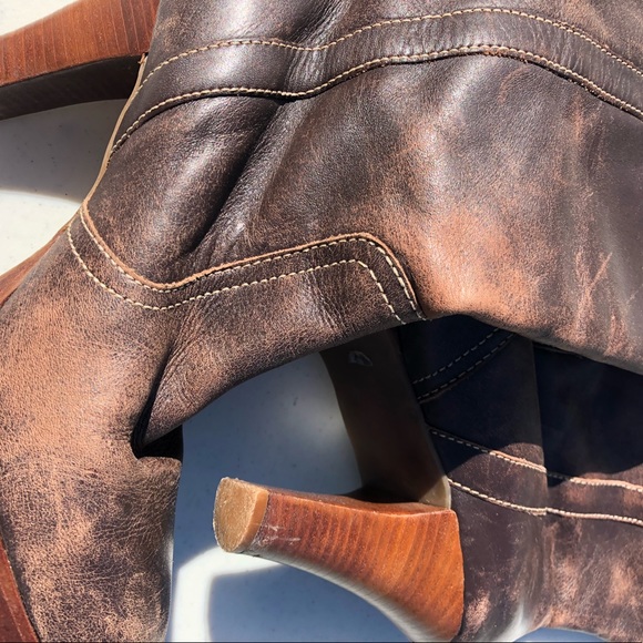 American Eagle Outfitters brown distressed ankle booties genuine leather 8 - Picture 2 of 5